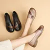 Casual Shoes Low Heels Black Moccasin Ladies Comfort Slip On Driving Flats Women's Loafers 2024 Spring Leather Ballet Price