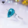 Anillos de racimo Agua azul Drop de Zirconia Cúbica Sapphire 925 Anillo de plata esterlina para mujeres Joyas de banquete de moda de boda de lujo