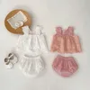 Kledingsets Nieuwe zomerse babykleding Set Peuter mouwloze kanttop + bloeierpak Girls Out meter 2pcs H240425