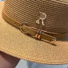 Wide Brim Hats Bucket Hats Summer Sun Hat Flat Top Womens Straw Hat New Metal R Letter Fashion Beach Sun Hat Womens Tourism Holiday Rowing Hat 240424