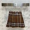 Women's Short Skirt Designer Skirt Spring Summer Classic Khaki Plaid One Piece Pleated Half Skirt High Waist College Style Skirt