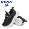 Casual Shoes Bona 2024 Designers Mesh Kids Sneakers Andningsbara pojkar som inte glider flickor Zapatillas Walking Footwear