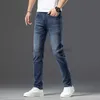 Designer jeans per uomo di lusso nuovo prodotto di qualità della qualità e lavati per uomini elaborato jeans versatile elastico slim fit piccoli pantaloni di jeans dritta pantaloni di moda