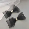 Wedding Hair Jewelry 1 Pair Exquisite Mesh Wedding Veil Hairpin Fairy Pearl Bow-knot Hair Clips Photo Props Fashion Headpiece Wedding Head Jewelry d240425