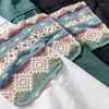 Chemises décontractées pour hommes 2024 Coton Coton Bouton à manches courtes Couleur de la chemise Bloc de deux poches pour hommes Vêtements de créateurs