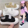 Bambini in tela casual bambino scarpe da skateboarding che corrono bambini giovani scarpe sportive per bambini primaverili di ragazzi fattiverato di suola di suola di suola 26-37 44lz#