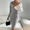 Casual Kleider Strickkleid Stoffkleid Pailletten Langarm Pailletten gegen Nacken Midi mit hoher Taillenkettendekoration dick für den Herbst