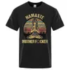 T-shirt maschile Namaste Madre esplicita T-shirt divertente maglietta da uomo Tshirt Wome Cotton Tops Susse Short Short Shind Overgezed Clothingl2425