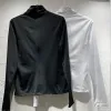Designer dames eenvoudige t-shirt mode-stukken voor dames half hoge nek 2 kleuren zwart wit