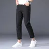 Pantalon masculin de la marque Spring Summer Pantalon de longueur de cheville à la cheville 98% Coton Classics Retro Business Banquet Party Casual Casual Male D240425