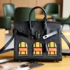 Sac fourre-tout Haute définition Famille 20 cm Petite maison Couche pour femmes avec motif de crocodile Couleur contrastée pour les loisirs