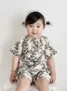 Pajamas 1-5y 2024 Summer Girls Pajama Suit Bamboo Fiber Girls Wear Wear Double Lids Clothing H240425