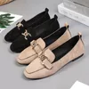 Spring mode platte schoenen vrouwen kwaliteit metaal slip op loafer schoenen dames flats mocassins big size 35-41 sapato feminino 240412