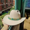 ワイドブリム帽子バケツ帽子色女性用ウエスタンピンクカウボーイ帽子ファッションビーズと帽子ワンパムアクセサリーfedora hat冬の秋のサンブレロY240425