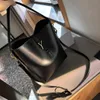 Top Quality Luxurys Handbags LE 37 Designer Bag Shiny Leather Bucket Bag Women Fashion Cross Body Shoulder Bags Tote Handbags Clutch Bags Totes 240115