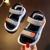 Slipper 2023 Childrens Summer Boys Leather Sandals Shoe Scarpe per bambini Scarpe da spiaggia Flat Child Sports SortE Sandalsl2404