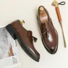 Casual schoenen lente herfst zwart kwastje lederen heren zachte loafers merk buiten luxe voor mannen jurk mocassin