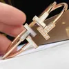 Classic Tifenny Letter Bracele The Korean of the bracelet is plated with 18K rose gold edge diamond Beibai matching titanium steel cool and trendy tren