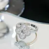 Famous Designer Rings for Lovers High Clover Ring Women con oro 18K Lucky Luce Luce Luce Luce con comune Vnain