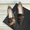 Sapatos casuais planos para mulheres deslizamentos de barcos camuflagem de camuflagem do exército de garotinha de verão 33-44 Moda de couro legal