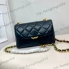 Klassische Klappe Lambskin gestepptes Make -up Eitelkeitsumbilder Goldkette Crossbody Cosmetic Hülle Handtaschen schwarz weiß silberrosa lila Geldbeutel 23x7x16cm