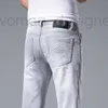 Mäns jeans designer jeans för mens vår/sommar ljus grå smal passform high-end casual byxor för män 4q3f