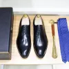 Botas Primavera 2024 Classic Handmade Derby Sapatos de vestido masculino Sapatos de caça -cais sapatos de couro de luxo para homens para homens