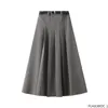 Kjolar länge med bälte 2024 Spring Chic Korea modedesign fast retro grå svart hög midja veckad kjol