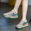 Cuero genuino de mujeres 2024 Nuevas damas casuales de primavera zapatos de plataforma de cordones de lace
