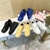 Des chaussures de concepteur masculines vérifient la boîte sneaker knight en cuir plate-forme sneaker femme décontractée botte à lacet en lacet bottes en laine tricot en velours espadrilles jogging entraîneurs