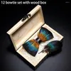 Bow Ties RBOCO2024 Design original Plume Feather Bowtie Exquise Handmade Men's Brooch Brooch Pin Gift Wooden Gift pour hommes