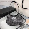 Totes 2023 Summer New Water Diamond Womens Bag Уникальный дизайн Sparkling Bag Модная и универсальная сумка для плеч с поперечным телевизором T240425