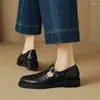 Lässige Schuhe Sommer Schafslederinnen runden Zehen Hollow -out Pumpen Low Heel Brogue Designs Sleader für Damen