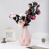 Vases Vase en plastique Vase de fleur moderne Vase blanc rose en plastique Vase de fleur de fleur panier nordique maison Nordic salon décoration Ornement Fleur