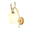 Lampe murale Lumière moderne Gold Salon Salle de bain LED CHAMBRE LED ENTRANCE ENTRANCE Porche Décoration d'éclairage intérieur suspendu