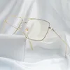 Fashion Square Frame Sfrigori vintage Uomini occhiali in metallo di grandi dimensioni Donne Clear Lens Gold Optical Spectacle 240424
