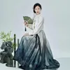 Faldas de estilo chino Falda de la cara del caballo 2024 Gradiente impreso Viento fresco para mujeres