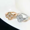 Famosos anillos de diseñador para amantes Mujeres de alto trébol con oro de 18 km de lujo Light Light Luxury con vnain común