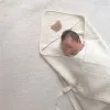 Svadlande muslin baby filt nyfödd swaddle wrap spädbarn tar emot filtar tecknad björn huva baby sovsäckar pojke flicka swaddler