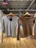 T-shirts pour femmes T-shirts à manches longues gris Spring Woman Vêtements V Neck Tee Slim Vintage Simple Cotton Shirt Casual Y2k Tops Chic 2024
