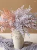 Kwiaty dekoracyjne 4 szt. Symulacja 3 widelce plastikowa sosna trawa sztuczna rośliny do ściany kwiatowej ślubne dekoracja sufitowa Fałszę
