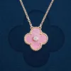 2024 Classic Four Leaf Clover Necklaces Pendants New Pink Rose Pyroxene 18k Gold Sterling Silver Pendant Necklace for Womens Light Luxury and Niche