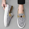 Casual Shoes Men's Loafers Hästtitel Buckle Decorative Flat Slip-On 2024 Light Wear-resistent Bekväm stylist