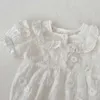 Rompers 2024 Summer 0-3Y Baby Clothes White 3D Flower Infant Girls Bodysuit Pure Color Toddler One Piece Baby Girls Outfit H240425