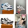 Designer tränare skor louies vuttion sko med låda lyxtränare sneakers vita svart modemärke män designer skor äkta läder sneaker storlek 35-46 334