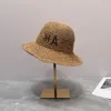 Chapeaux à bord large chapeaux de seau de créateur de paille de paille de luxe gentleman cap top de qualité masculine et femme chapeau de soleil