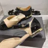 Patentowe osłony skórzane obcasy i stopa designerskie jambskina płaskie sandały o niskim obcasie poślizg na mułach vintage patchwork sandał klasyczny buty do ubioru regulowane buty