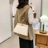 الرباطات النسائية 2024 حقيبة يد حمراء حقيبة يد كبيرة سعة السيدات الملمس الكتف Crossbody تصميم العلامة التجارية للعلامة التجارية