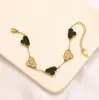 Классический дизайнер браслетов из многоцветной цепи 18K Золотой браслет мода любовные браслеты цветочные браслеты, предназначенные для женских аксессуаров ювелирных изделий.