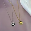 Colliers pendants Collier de pendentif coeur simple pour femmes en acier inoxydable Round Disc en émail charme Choker Unisexe Pop Bijoux en gros